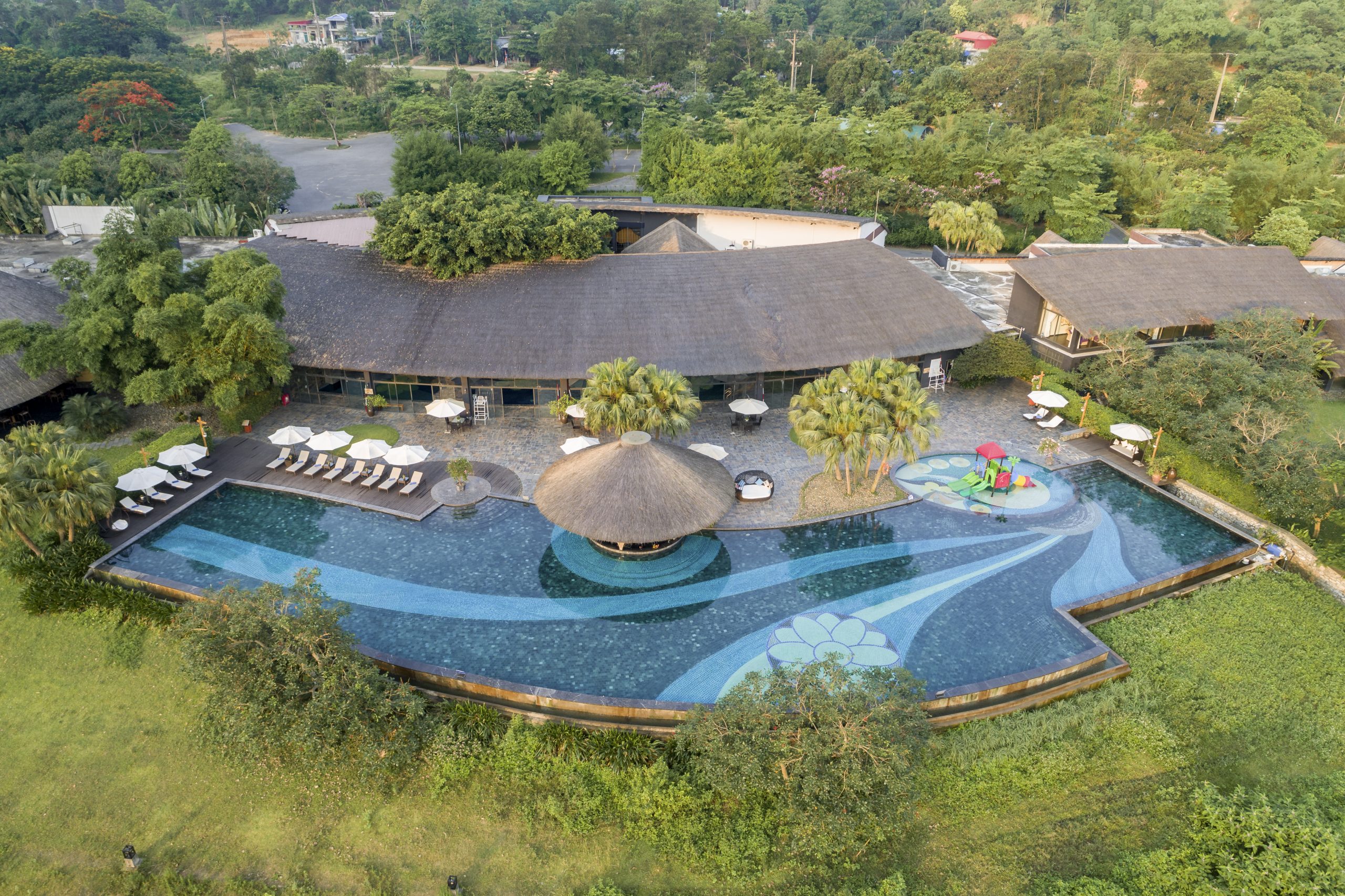 Resort Hòa Bình giá rẻ — những lựa chọn thực tế dưới 1,5 triệu/phòng/đêm
