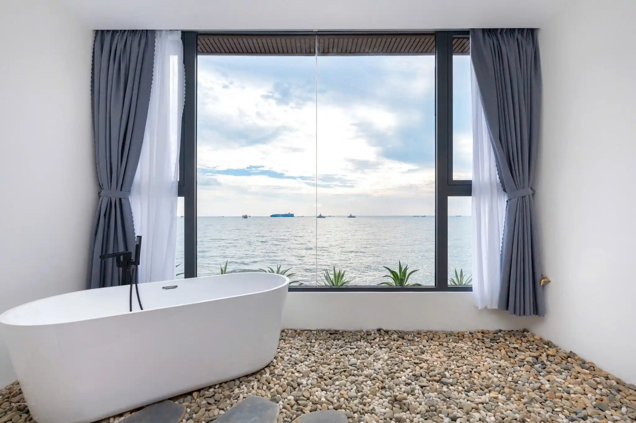 Ảnh đánh giá Viva VT99 - SEAVIEW VILLA 1