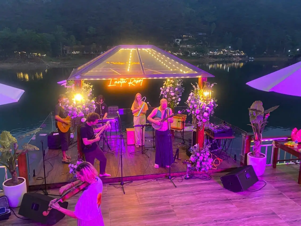 Ảnh đánh giá Viva SLuxury - View Hồ Đồng Đò 4