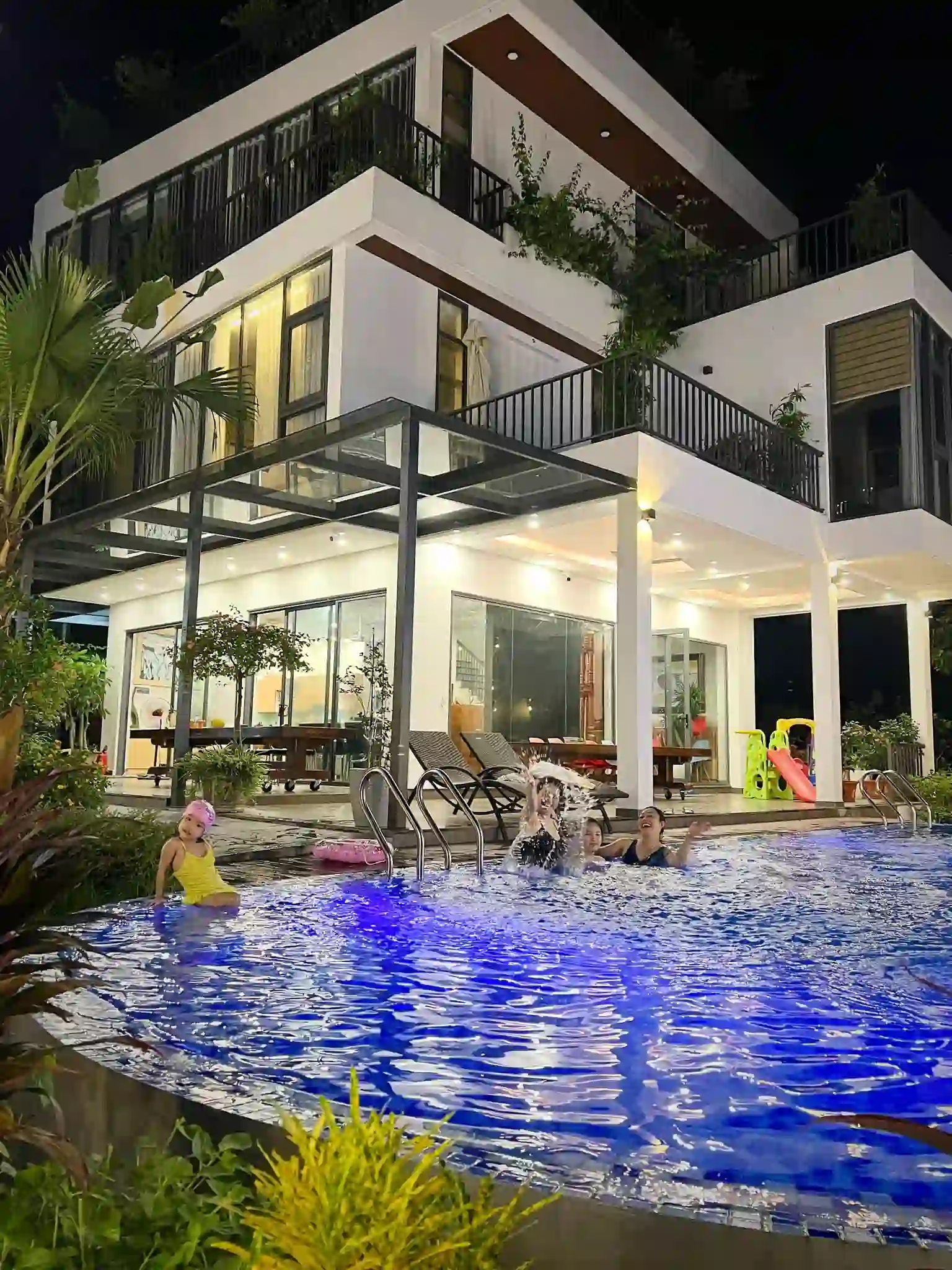 Ảnh đánh giá Viva B07 2