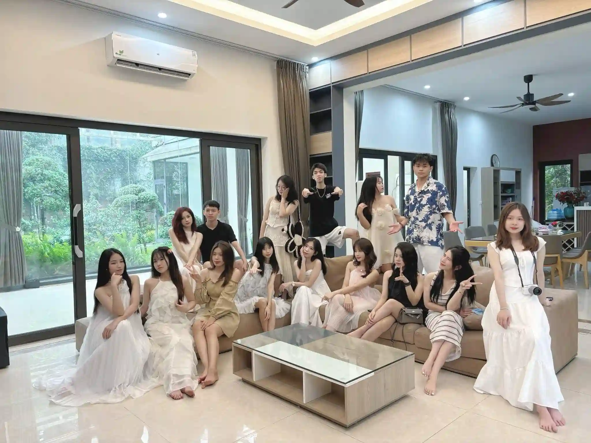 Ảnh đánh giá Viva HB12 1