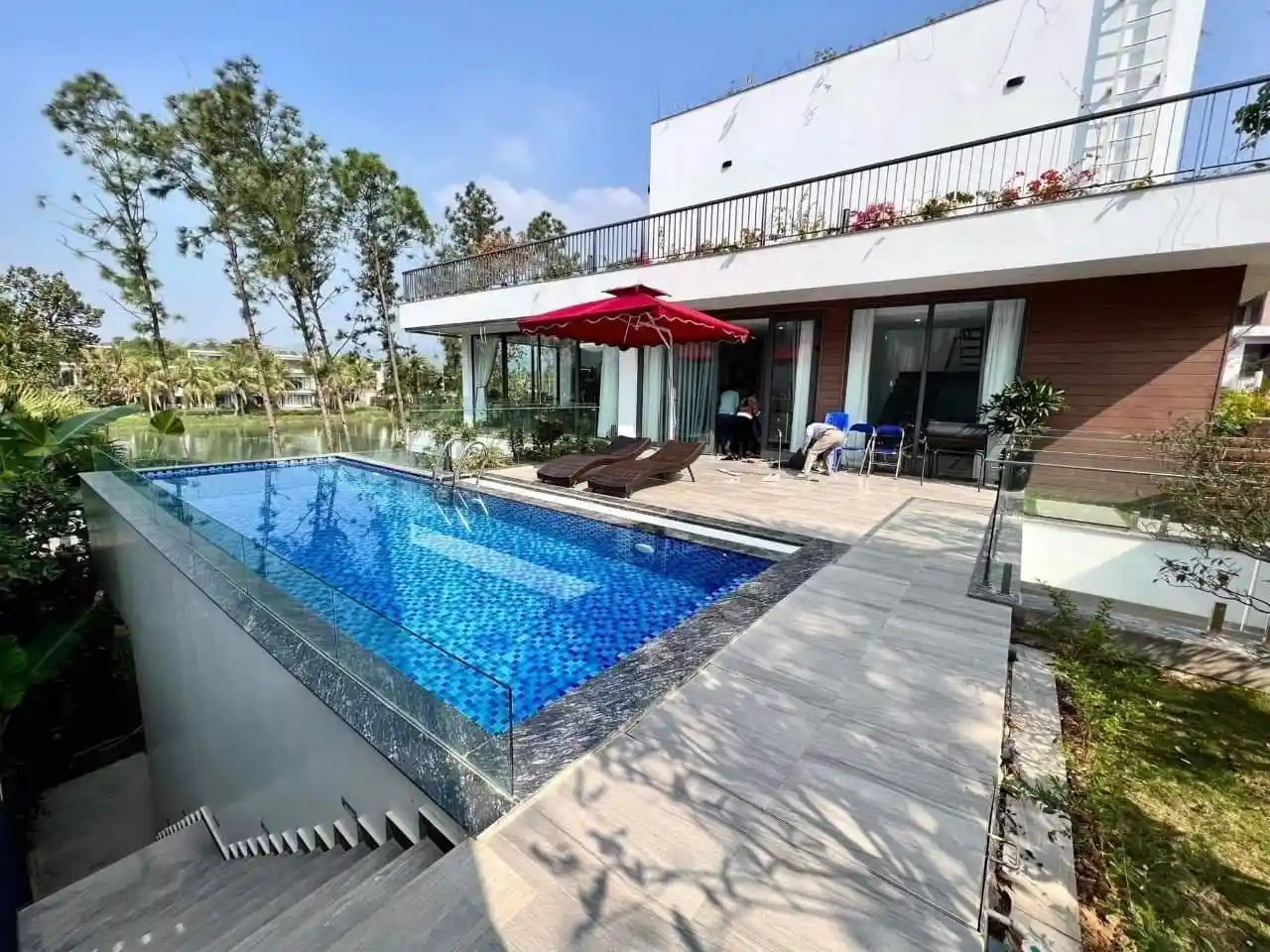 Ảnh LX12A, Flamingo Đại Lải