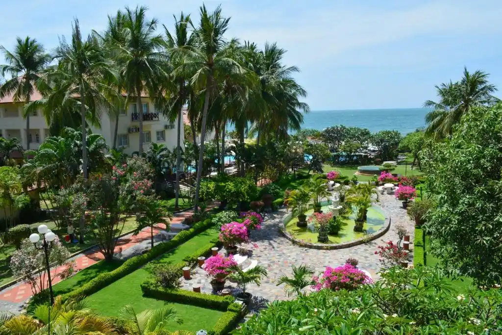 Ảnh Swiss Village Resort & Spa - Làng Thụy Sĩ