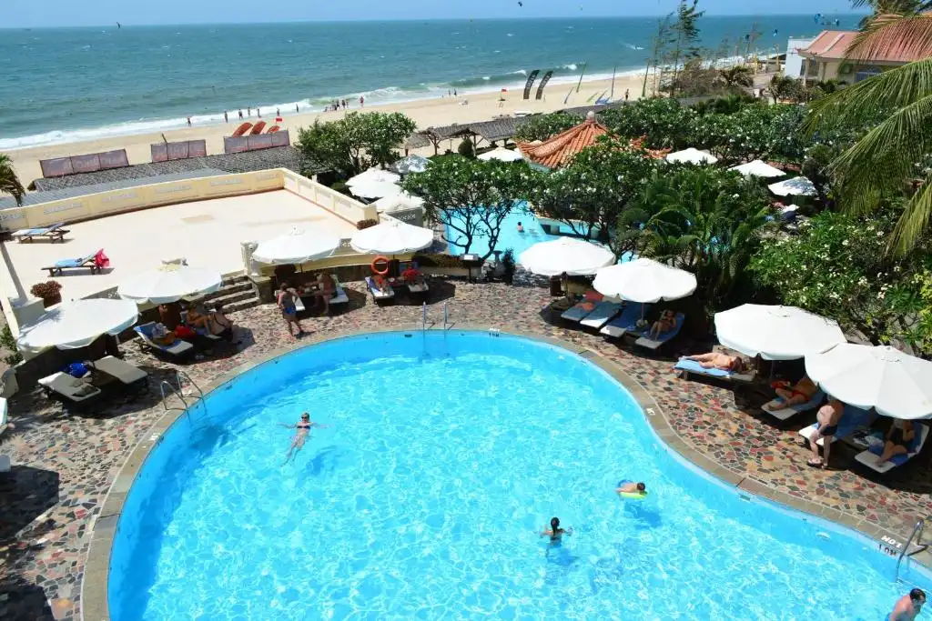 Ảnh Swiss Village Resort & Spa - Làng Thụy Sĩ