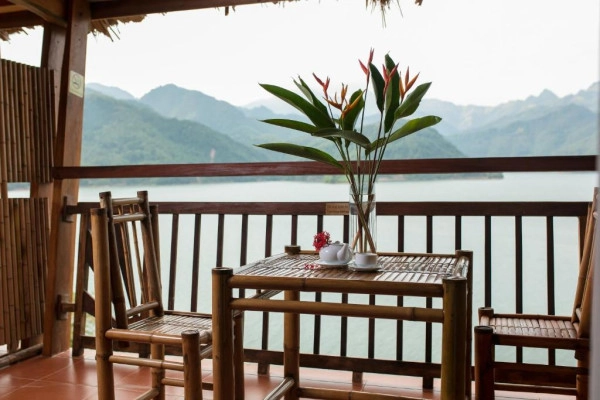 Ảnh Mai Chau Hideaway Lake Resort