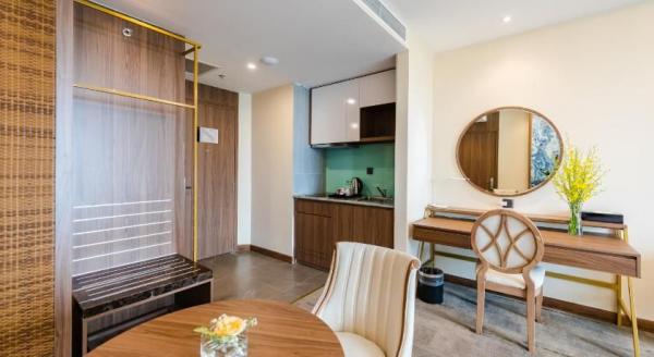 Ảnh chi tiết phòng Studio - Phòng 2 Giường Đơn Có Ban Công (Studio - Twin Room with Balcony) 9