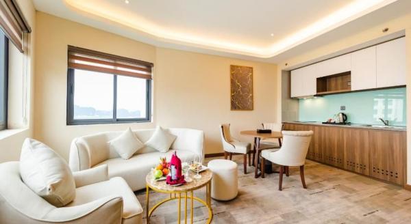Ảnh chi tiết phòng Suite Deluxe có giường King (Deluxe Suite with King Bed) 8