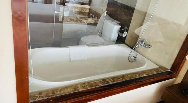 Ảnh chi tiết phòng Deluxe Twin 9