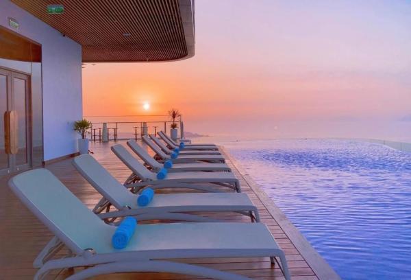 Ảnh A La Carte Ha Long - Khách sạn sát biển 5* - 10