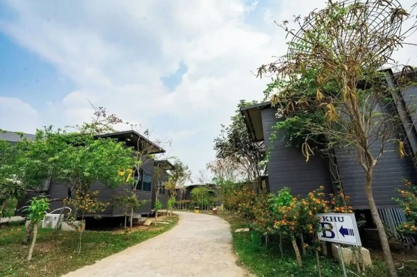 Ảnh chi tiết phòng Chuon-chuon-resort-nghia-lo-basic-double-room-vivatrip_03.webp