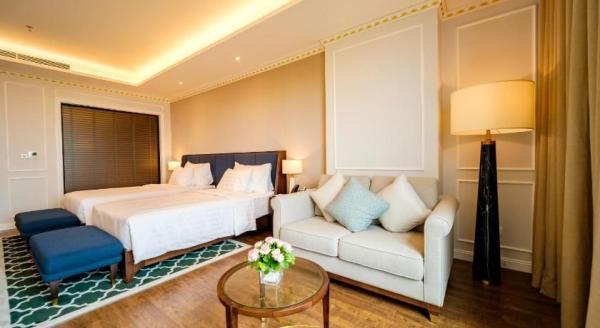 Ảnh chi tiết phòng Deluxe-Golf--View-vivatrip-1.jpg