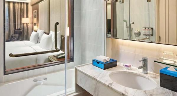 Ảnh chi tiết phòng Khch-sn-Movenpick-H-Ni-Vivatrip_04.jpg