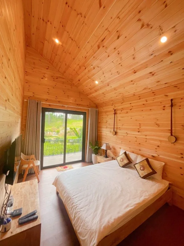 Ảnh chi tiết phòng Phoenix-Moc-Chau-Resort-DELUXE-1-vivatrip_02.webp