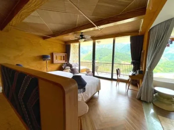 Ảnh chi tiết phòng Resort-Le-Champ-Tu-Le-phong-heritage-experience-2-giuong-don-vivatrip_05.webp