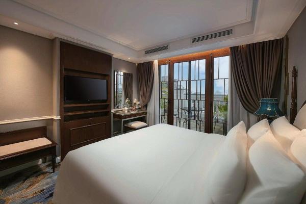 Ảnh chi tiết phòng The-Oriental-Jade-Hotel-Vivatrip_02.jpeg