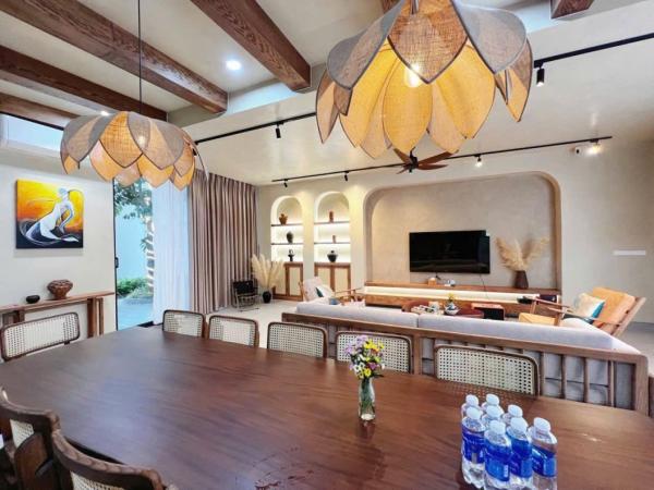 Ảnh chi tiết phòng Villa-flamingo-hai-tien-resort-vivatrip-3.jpg