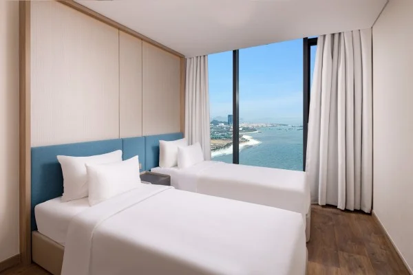 Ảnh chi tiết phòng Executive City View Apartment 7