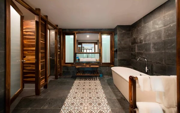 Ảnh chi tiết phòng Semi Premium King Ocean VIew 12