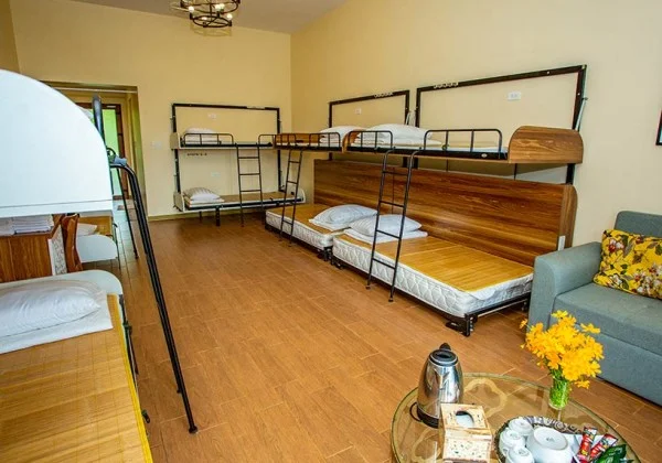 Ảnh chi tiết phòng an-lac-resort-phong-gia-dinh-hoa-man-vivatrip-04.webp