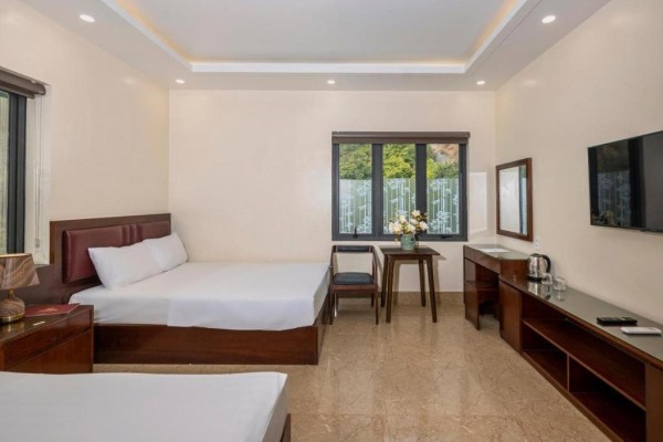 Ảnh chi tiết phòng aroma-cat-ba-sea-view-hotel-phong-4-nguoi-vivatrip.jpg