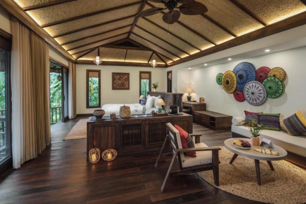 Ảnh chi tiết phòng avana-retreat-mai-chau-suite-co-giuong-co-king-voi-ban-cong-vivatrip-02.jpg