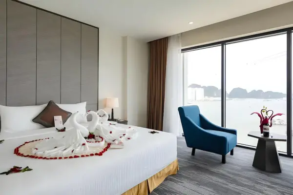Ảnh chi tiết phòng Phòng cao cấp giường đôi (Premium Double) 7