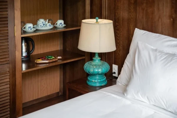 Ảnh chi tiết phòng bai-dinh-riverside-resort-spa-ninh-binh-biet-thu-3-phong-ngu-vivatrip-05.webp