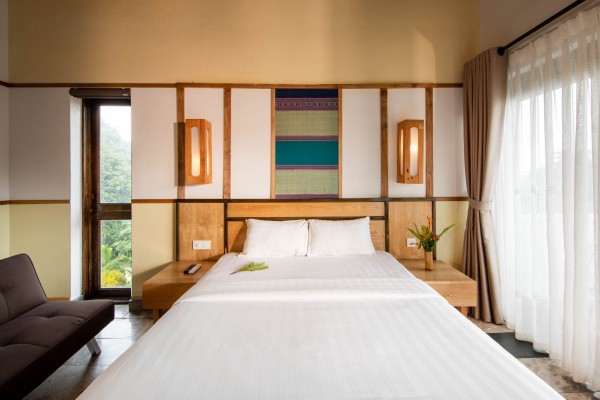 Ảnh chi tiết phòng bakhan-village-resort-mai-chau-deluxe-room-vivatrip-03.jpg