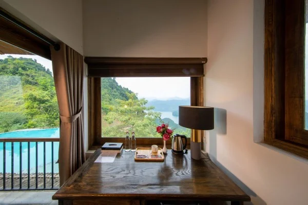 Ảnh chi tiết phòng bakhan-village-resort-mai-chau-room-junior-suite-vivatrip-04.webp