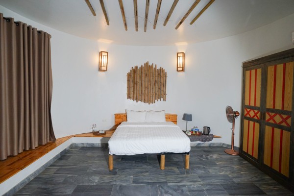 Ảnh chi tiết phòng bakhan-village-resort-mai-chau-the-round-house-room-vivatrip-04.jpg