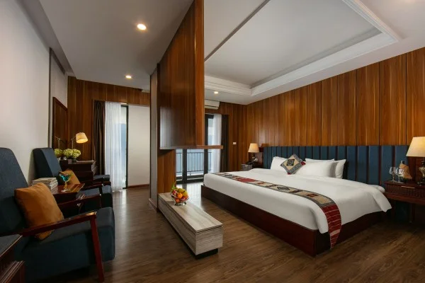 Ảnh chi tiết phòng bamboo-sapa-hotel-suite-mountain-view-vivatrip-02.webp