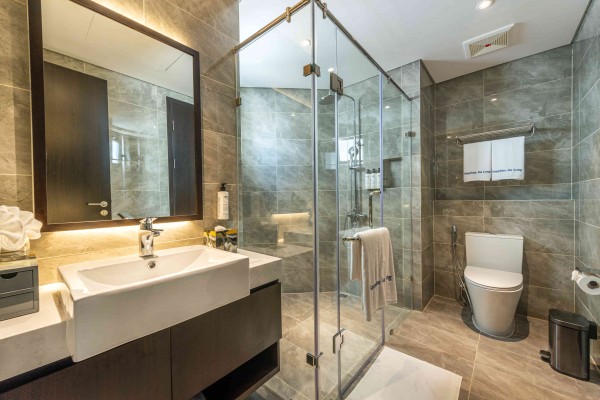 Ảnh chi tiết phòng best-western-premier-sapphire-ha-long-junior-suite-bay-view-vivatrip-03.jpg