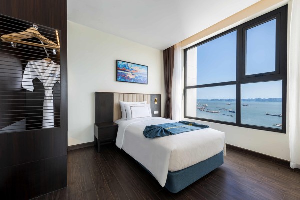 Ảnh chi tiết phòng best-western-premier-sapphire-ha-long-premier-suite-bay-view-vivatrip-10.jpg
