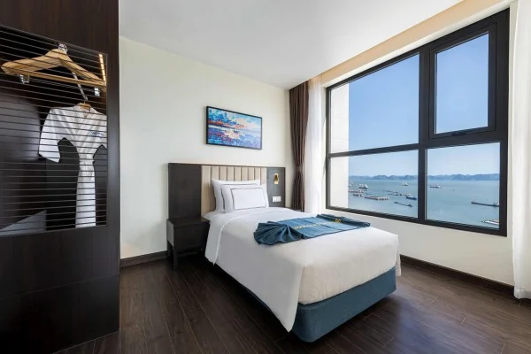 Ảnh chi tiết phòng best-western-premier-sapphire-ha-long-premier-suite-bay-view-vivatrip-10.webp