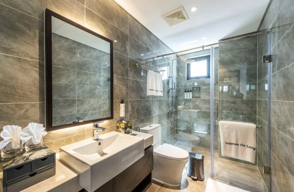 Ảnh chi tiết phòng best-western-premier-sapphire-ha-long-superior-king-city-view-vivatrip-02.webp