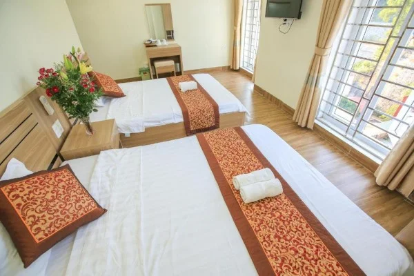 Ảnh chi tiết phòng cat-ba-green-hotel-phong-2-giuong-don-vivatrip-02.webp