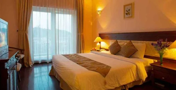 Ảnh chi tiết phòng cat-ba-island-resort-spa-phong-deluxe-suite-garden-view-vivatrip-02.webp