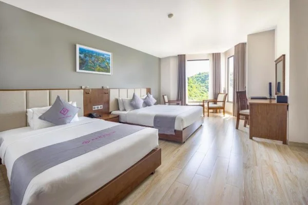 Ảnh chi tiết phòng cat-ba-paradise-hotel-sky-bar-massage-phong-3-nguoi-vivatrip-04.webp