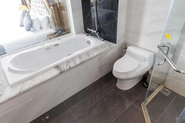 Ảnh chi tiết phòng cat-ba-paradise-hotel-sky-bar-massage-suite-deluxe-vivatrip.webp