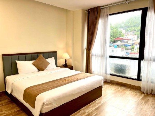 Ảnh chi tiết phòng cat-ba-rosalia-hotel-phong-deluxe-vivatrip-05.jpg