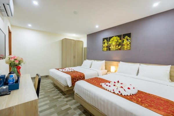 Ảnh chi tiết phòng cat-ba-violet-hotel-phong-4-nguoi-vivatrip-02.jpg