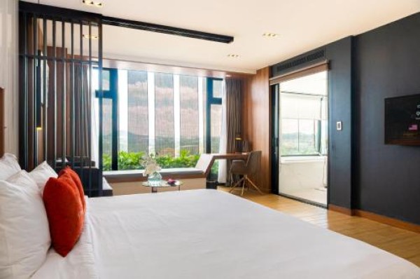 Ảnh chi tiết phòng Suite đặc biệt (Signature Suite) 9