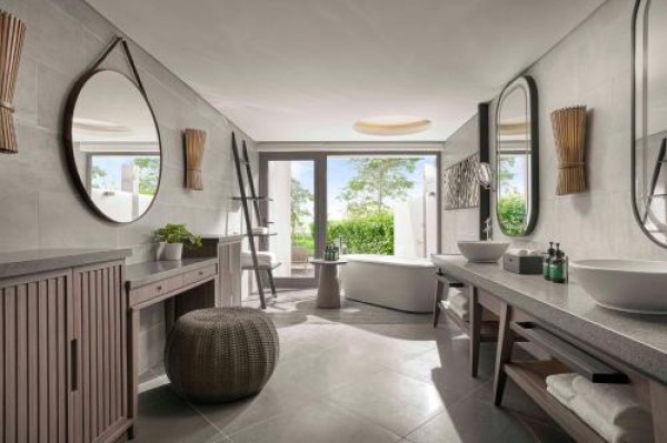 Ảnh chi tiết phòng crowne-plaza-phu-quoc-starbay-biet-thu-1-phong-ngu-vivatrip.jpg