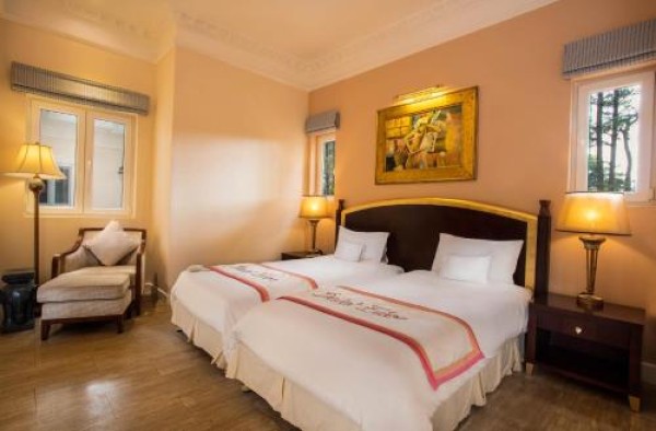Ảnh chi tiết phòng da-lat-edensee-lake-resort-spa-biet-thu-loai-sang-vivatrip-02-1.jpg