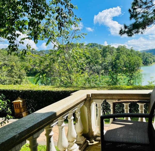 Ảnh chi tiết phòng da-lat-edensee-lake-resort-spa-suite-junior-vivatrip.jpg