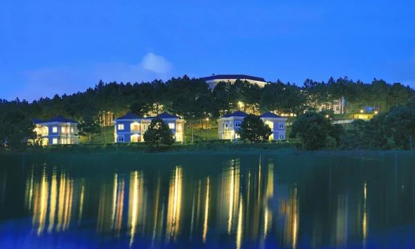 Ảnh Dalat Edensee Lake Resort & Spa