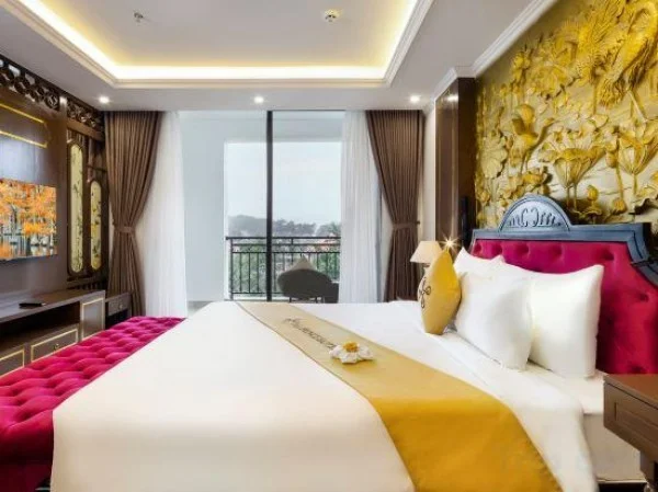 Ảnh chi tiết phòng Executive Suite giường King (Executive Suite King) 12