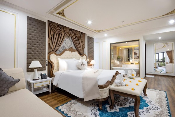 Ảnh chi tiết phòng da-lat-prince-suite-hoang-tu-cam-hut-thuoc-vivatrip-03.jpg