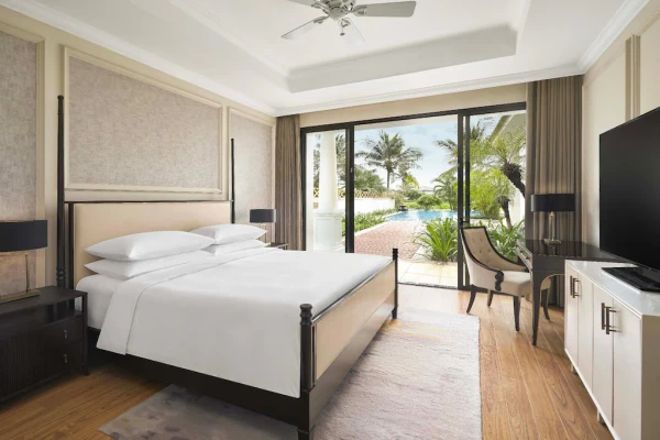 Ảnh chi tiết phòng da-nang-marriott-resort-spa-non-nuoc-beach-villas-4bed-vivatrip-02.webp