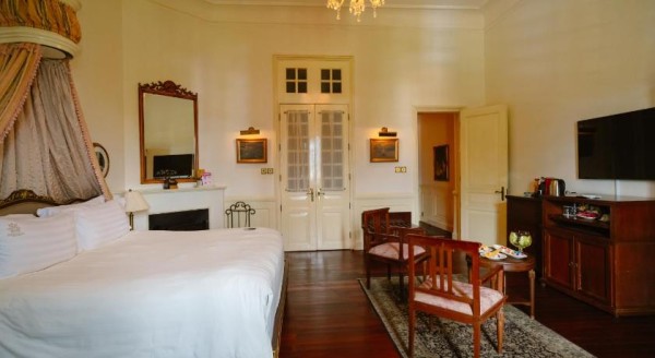 Ảnh chi tiết phòng dalat-palace-heritage-hotel-phong-sang-trong-khong-ban-cong-vivatrip-03.jpg